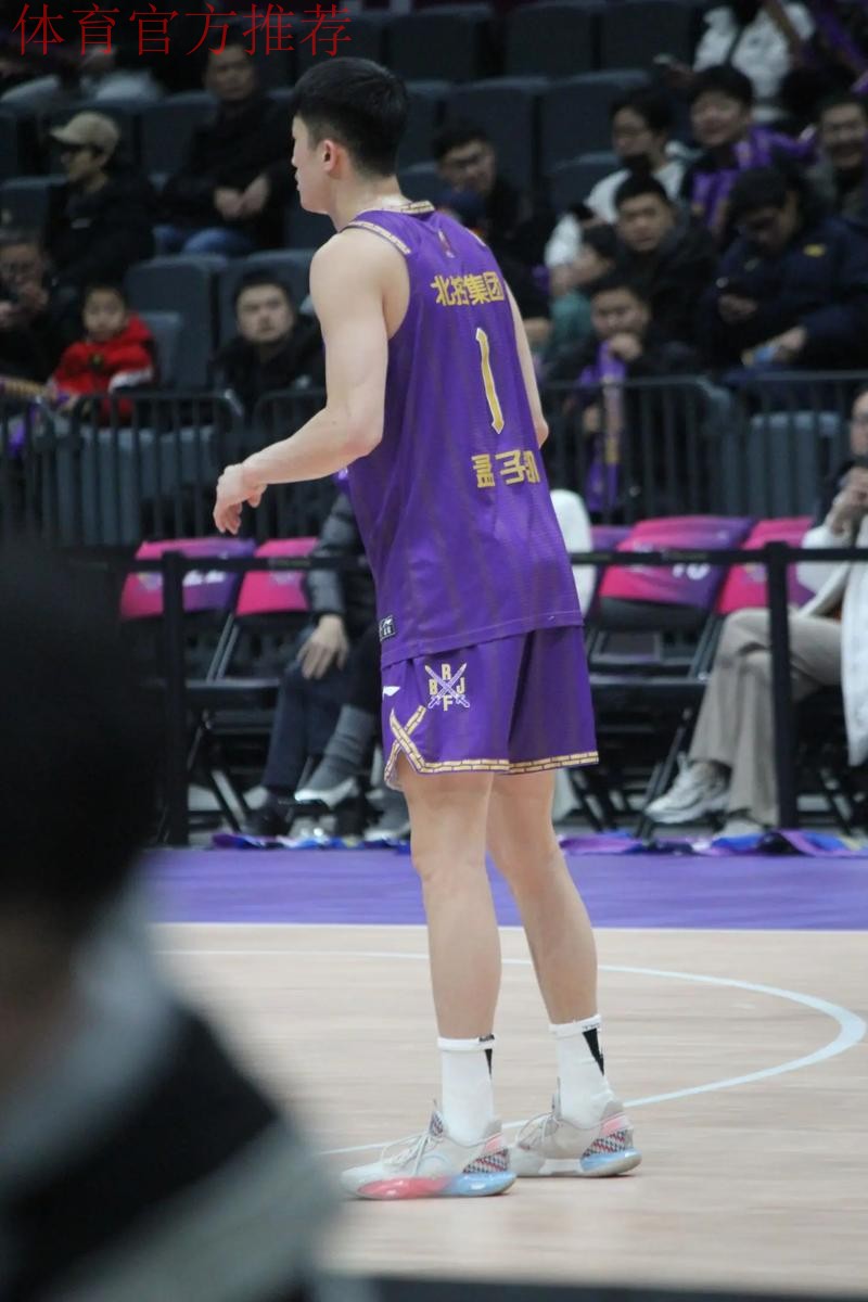 邹雨宸关键得分 北控战胜山东 邹雨宸关键得分 北控战胜山东